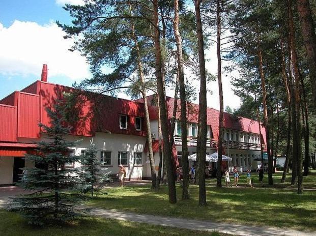 Centrum Szkolenia I Rekreacji Krasnobród Esterno foto