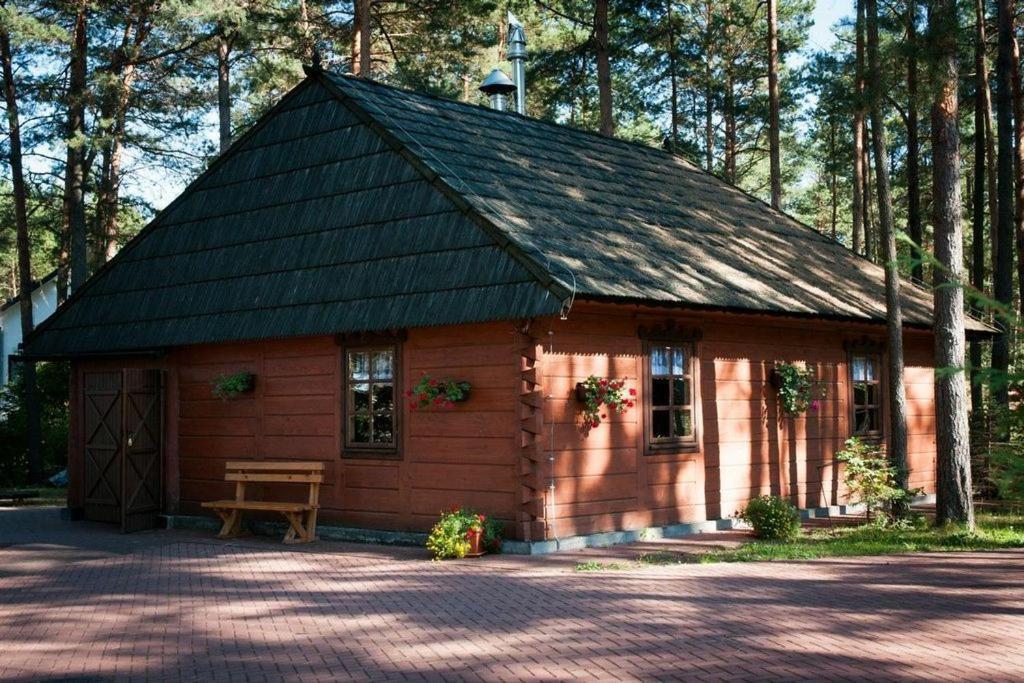 Centrum Szkolenia I Rekreacji Krasnobród Esterno foto
